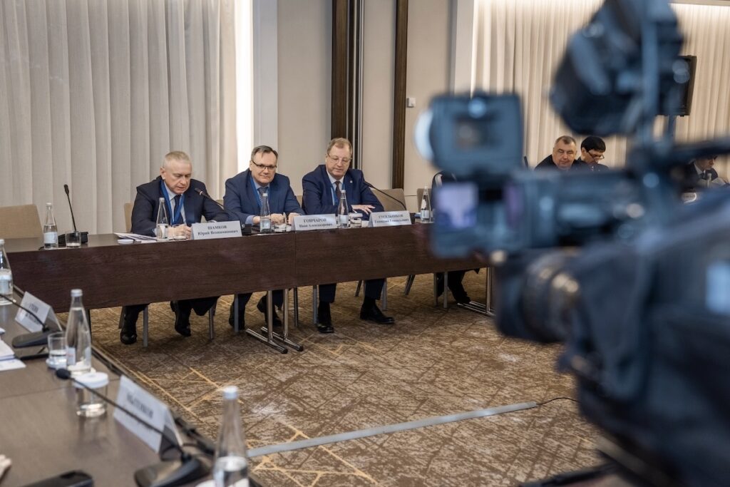 На Корсовете РСПП в СФО Юрий Шамков предложил смотреть на кадровую проблему не по отдельным регионам, а в масштабе всей Сибири