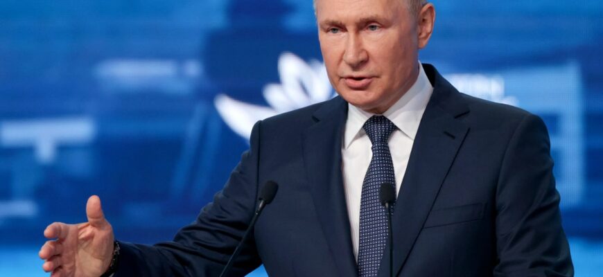 Владимир Путин назвал повышение производительности труда одним из важнейших приоритетов России