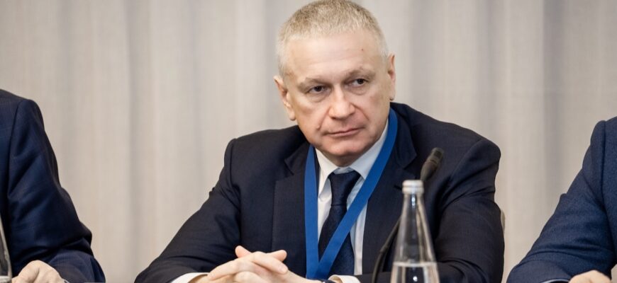 На Корсовете РСПП в СФО Юрий Шамков предложил смотреть на кадровую проблему не по отдельным регионам, а в масштабе всей Сибири